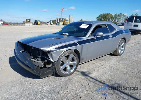 2013 Dodge Challenger Sxt z USA, uszkodzony, nr VIN 2C3CDYAG3DH616289